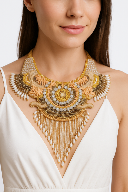 Rosa Spade Necklace