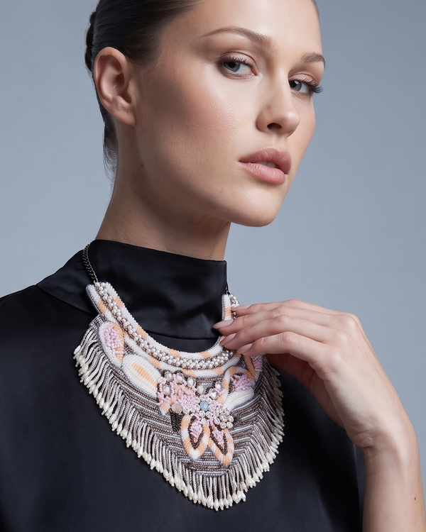 The Ava Necklace